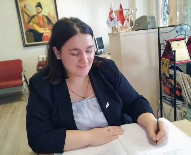 სოფიკო ბზარაშვილი , თურქული ენა